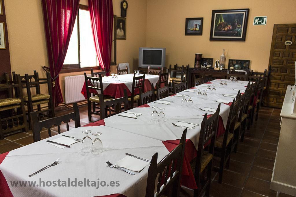 Hostal Del Tajo Peralejos de las Truchas Exterior foto